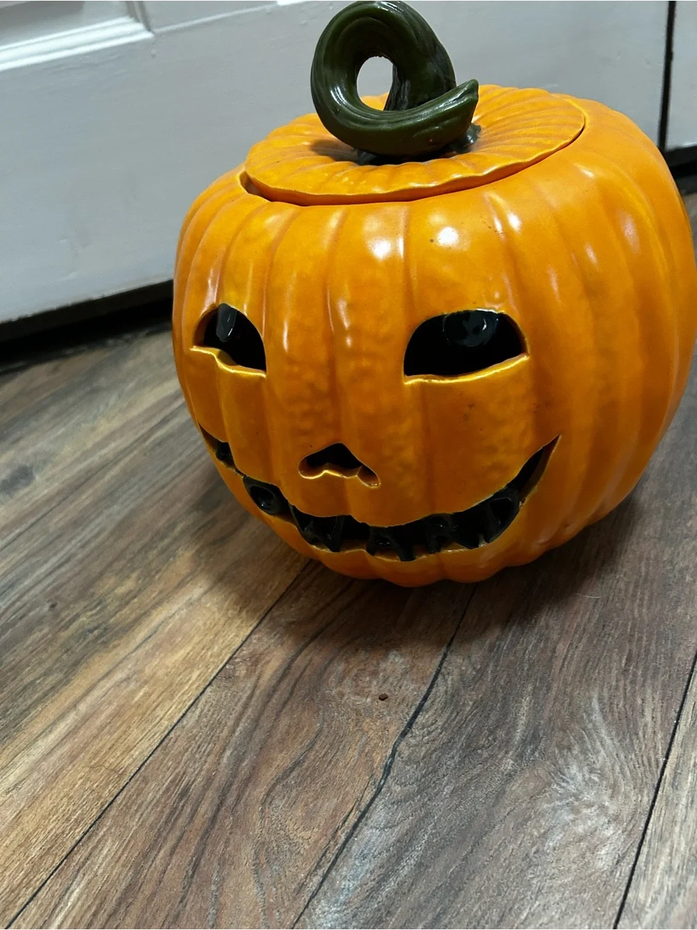 Vintage Halloween Atlantic Mold 2pc Ceramic Lighted Pumpkin Jack O Lantern 1970s